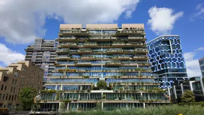 Saldering zonnepanelen nieuwbouwappartement 2027: VvE
