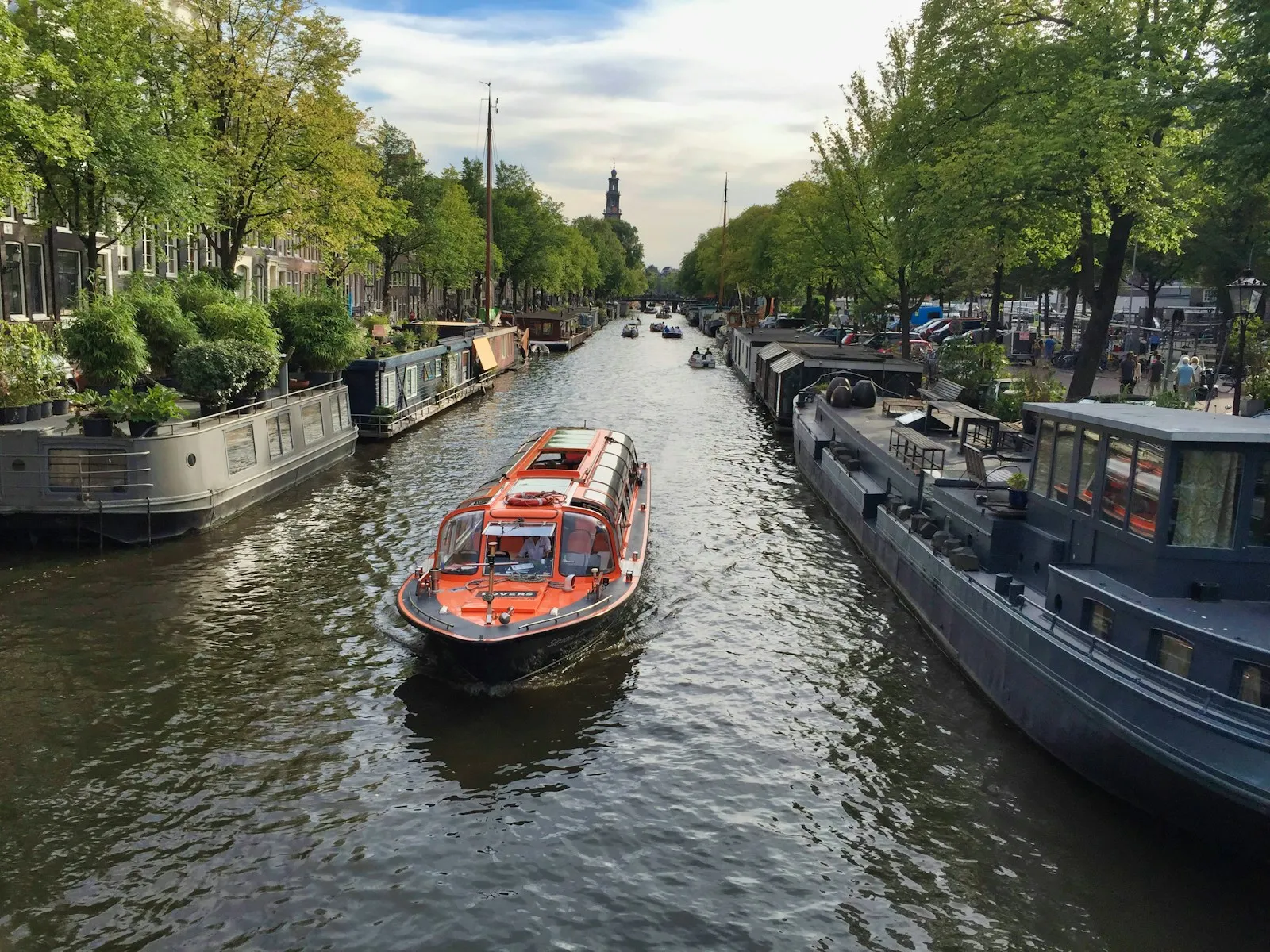 Zonnepanelen Woonboot Saldering: Regels 2026–2031